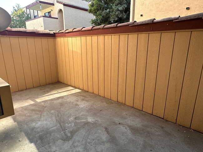 Building Photo - Remodeled 1 Bedroom 1 Bath South San Jose ...