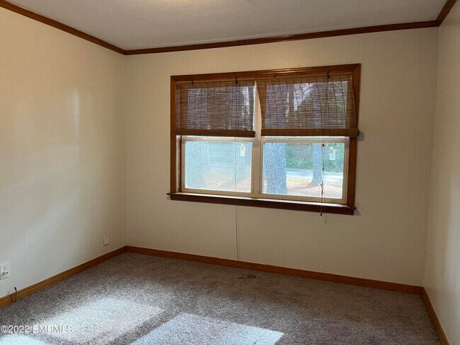 Building Photo - 3509 Causeyville Rd
