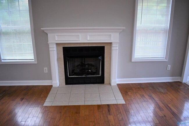 Building Photo - 22873 Horseshoe Bend