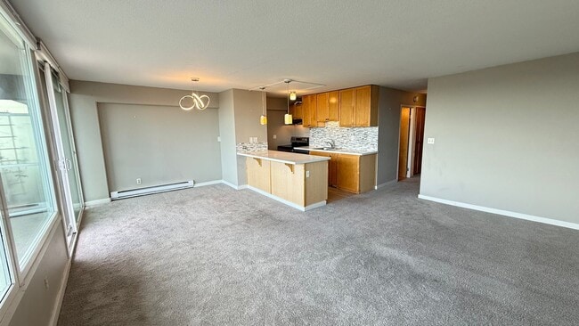 Building Photo - Updated 2BR Condo at Sky Terrace (Utilities Included!)