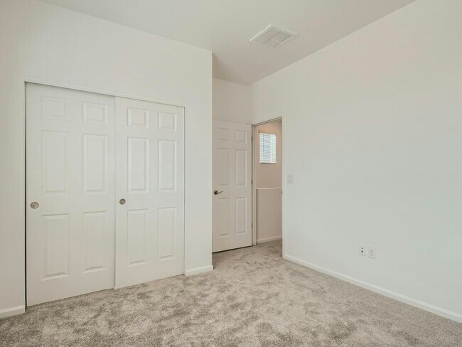 Building Photo - 9671 Truckee St