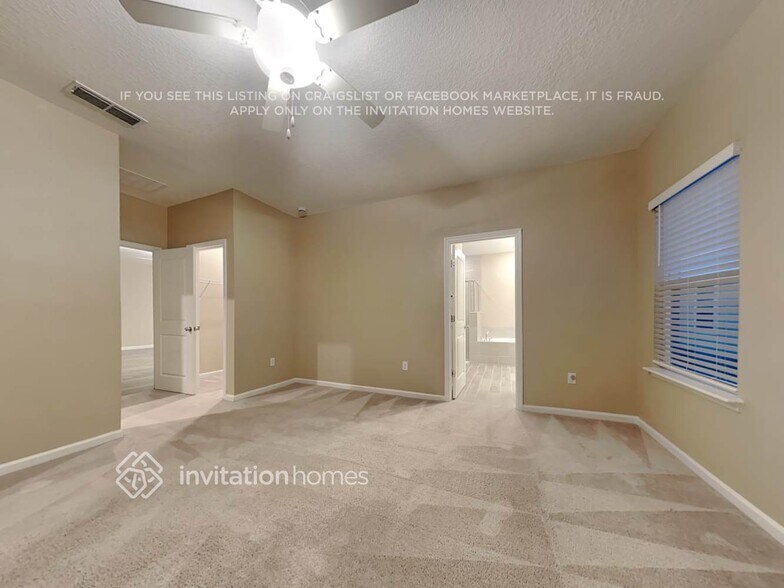 Building Photo - 9854 Lemon Grass Ln