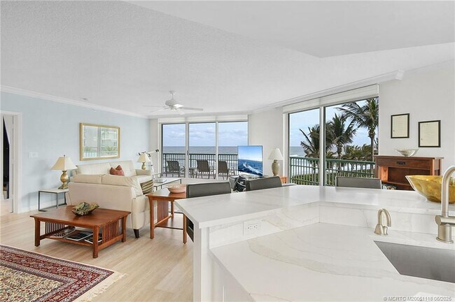 Building Photo - 8600 S Ocean Dr