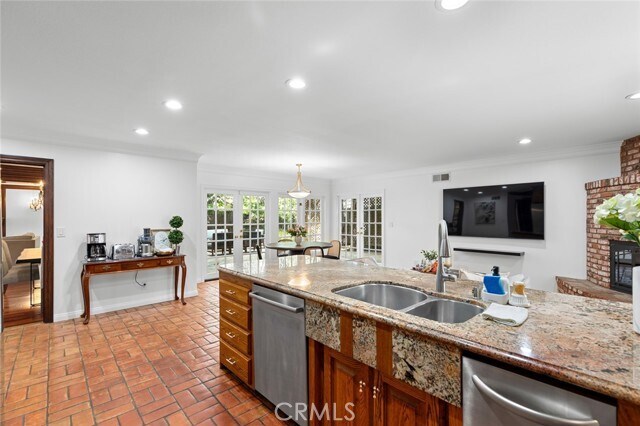 Building Photo - 16842 Harkness Cir