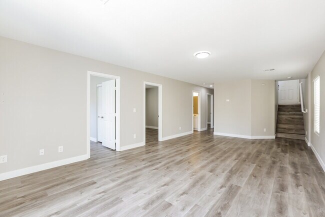 Building Photo - 6578 Holly River St