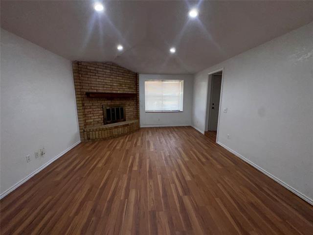 Building Photo - 3648 Country Club Dr W