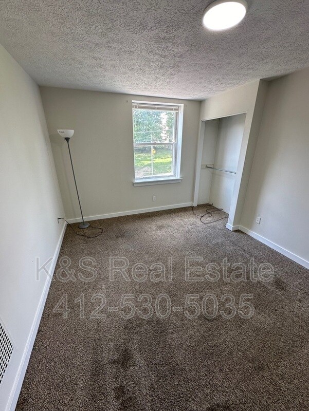 Building Photo - 2954 Sheraden Blvd