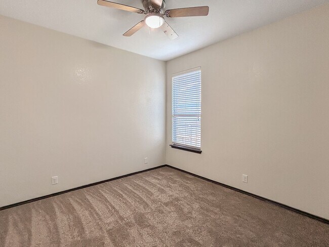 Building Photo - One-Story Home with Office in Bridlewood Park, Live Oak