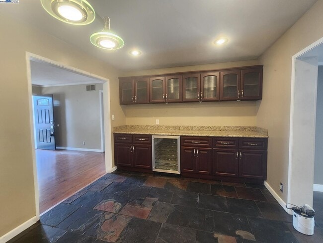 Building Photo - 7482 Larkdale Ave