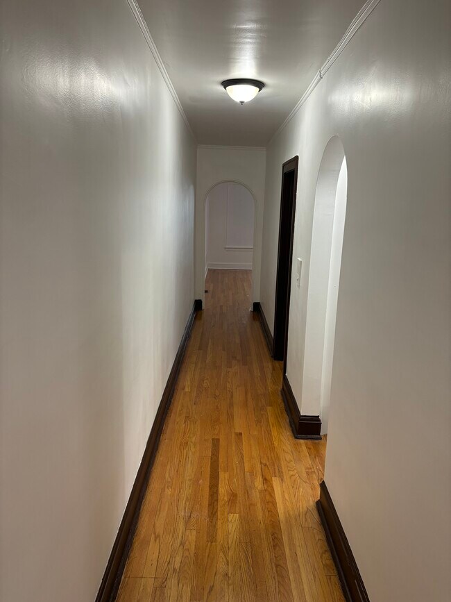 Building Photo - 7935 S Ellis Ave