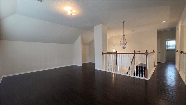 Building Photo - 7519 Chathan Glen Ln