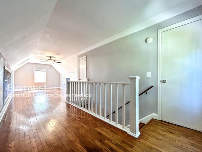 Building Photo - 1807 Dresden Dr NE