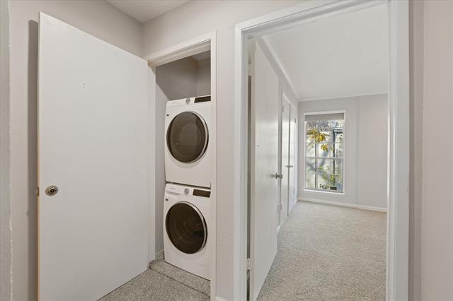 Building Photo - 4409 Travis St