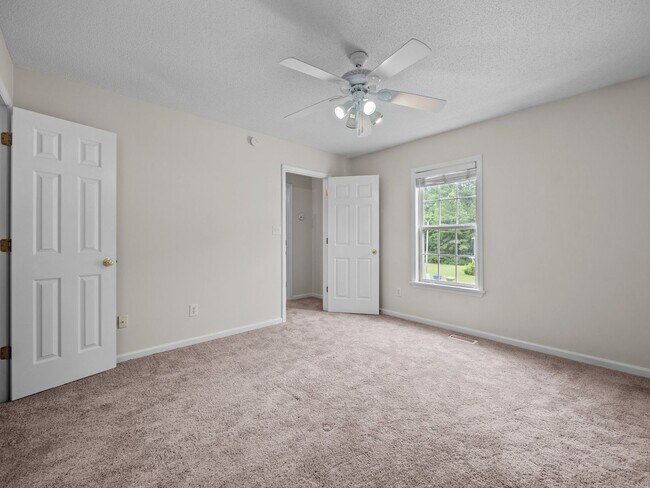 Building Photo - Welcome to Winners Circle!