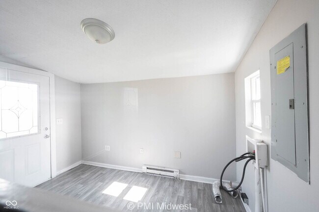 Building Photo - 74 N 2nd Ave