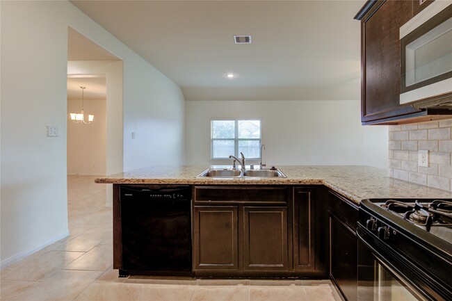 Building Photo - 734 Mill Spring Ct