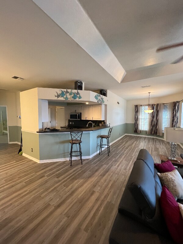 Building Photo - 616 Mirror Lakes Falls Ln