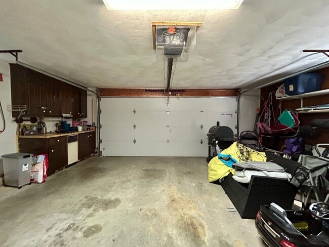 Building Photo - 3142 Harvesttime Crescent