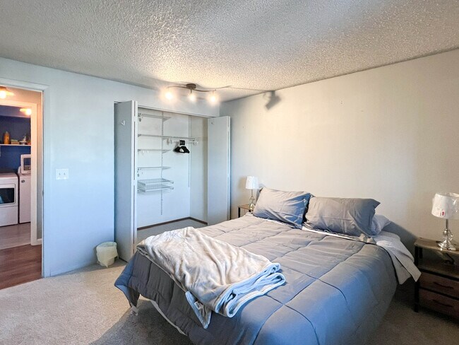 Building Photo - 201 Barrow St