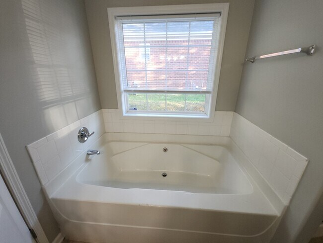 Building Photo - Remodel Columbia County Grovetown Home Very Close to Fort Gordon