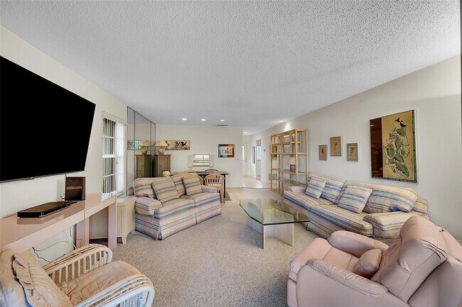 Building Photo - 724 Nantucket Cir