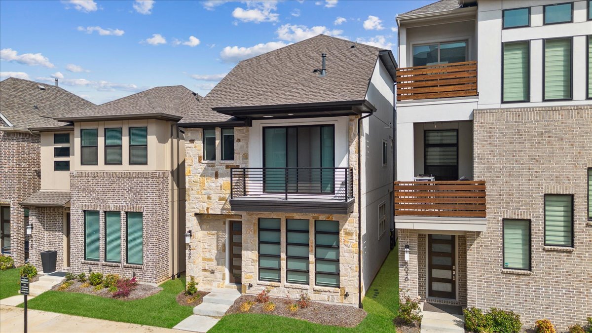 Building Photo - 8040 Ingram Dr