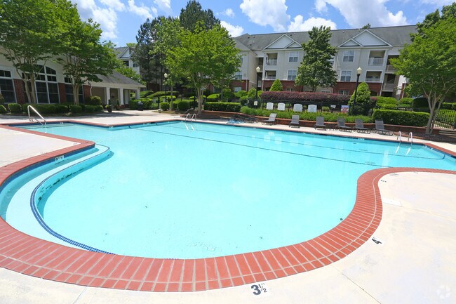 Building Photo - Falls Pointe at the Park