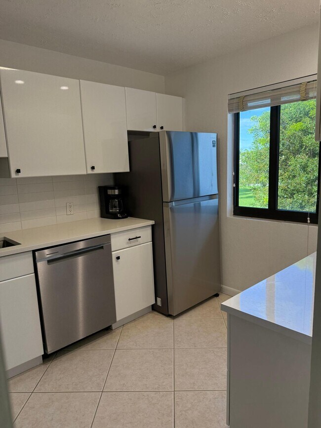 Building Photo - 4266 Deste Ct