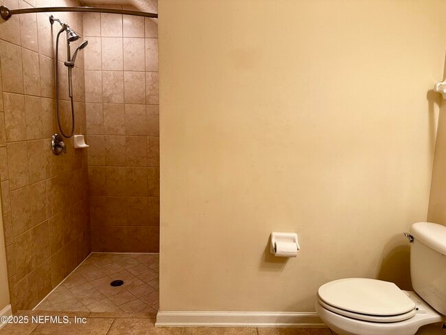 Building Photo - 300 Candlebark Dr
