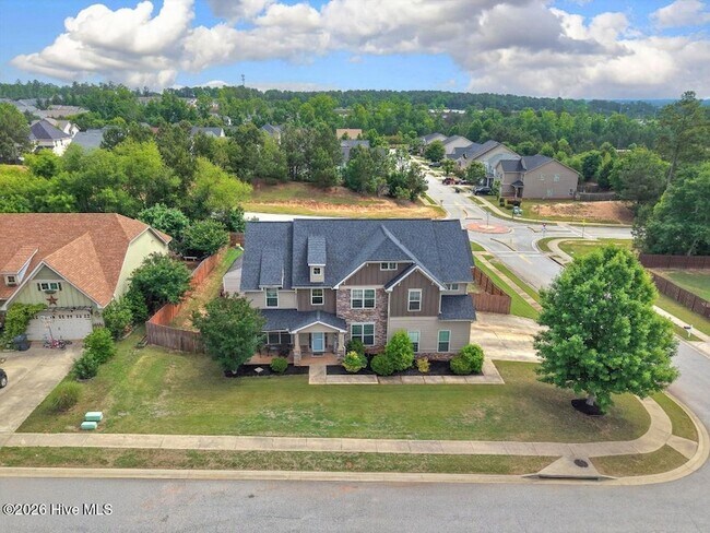 Building Photo - 1421 Dooley Ln