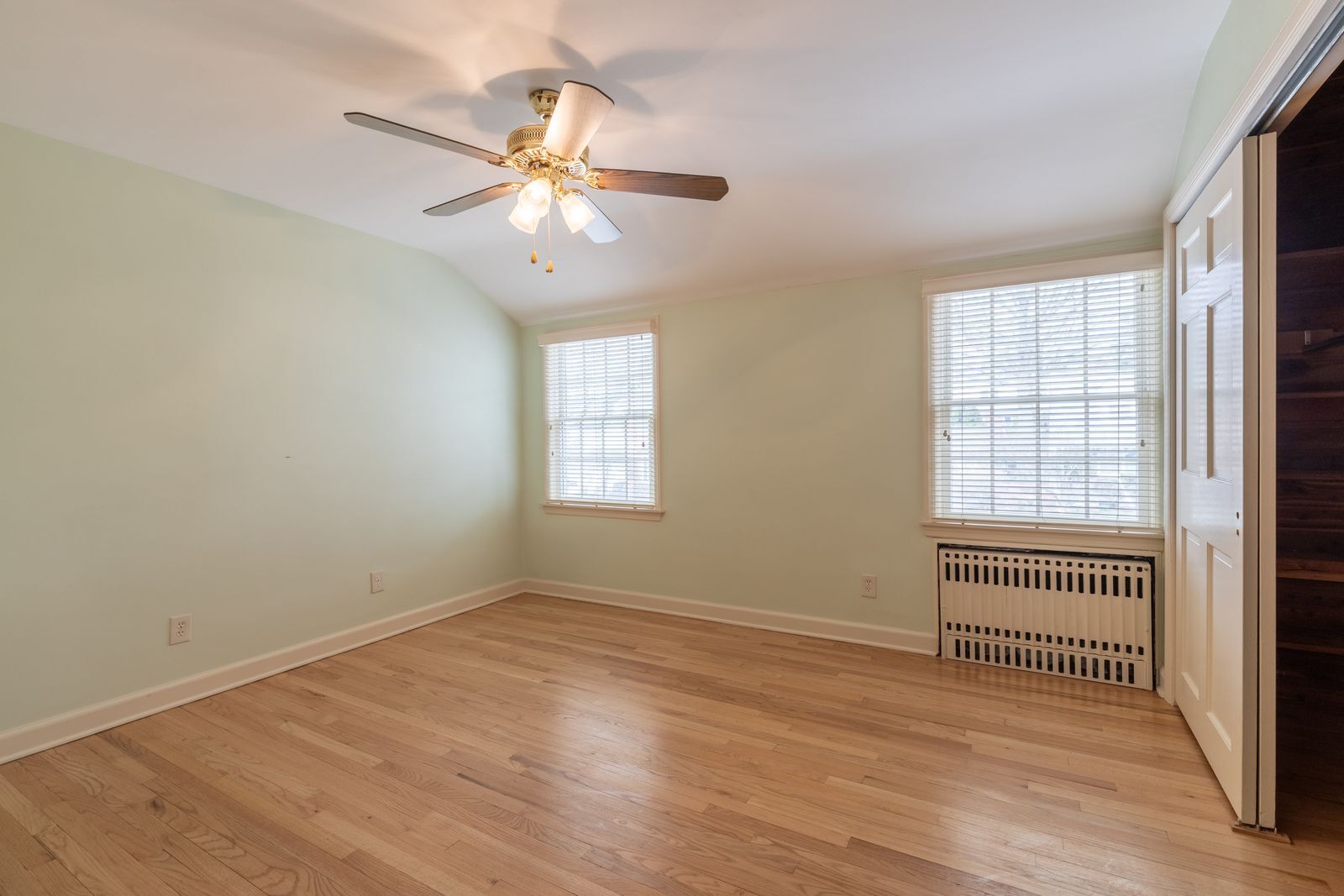 Building Photo - 42 Jefferson Ave