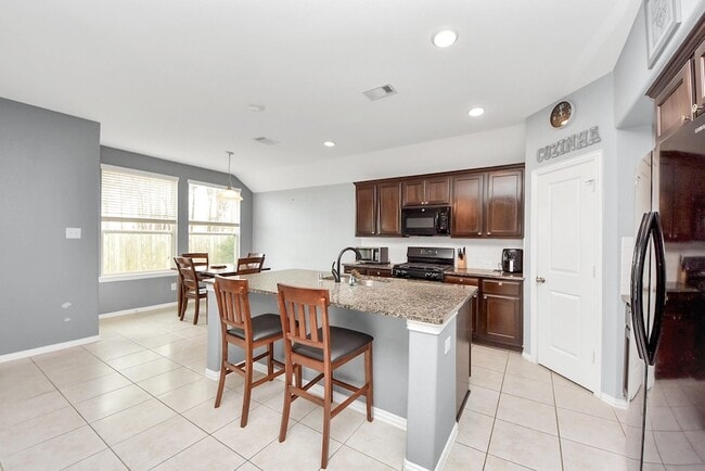 Building Photo - 3714 Tirranna Dr