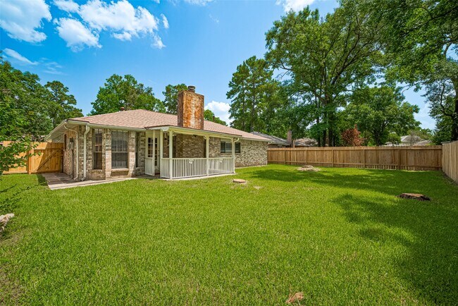 Building Photo - 4031 Sherwood W