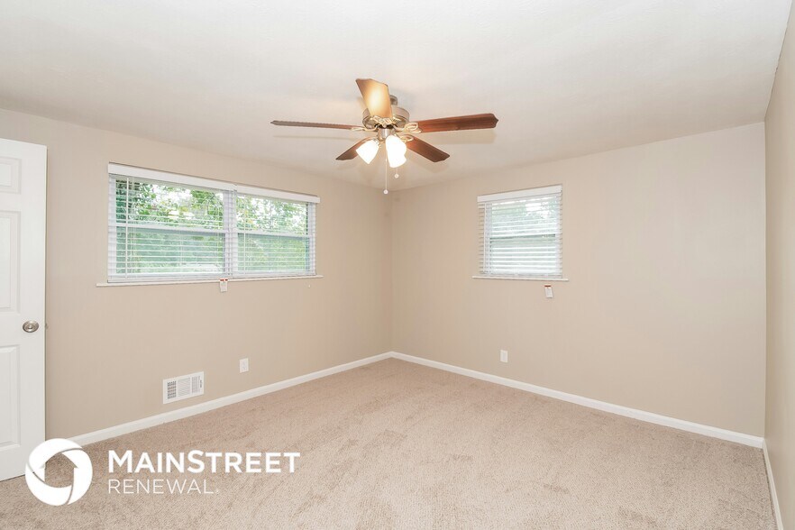 Building Photo - 6200 King Arthur Dr