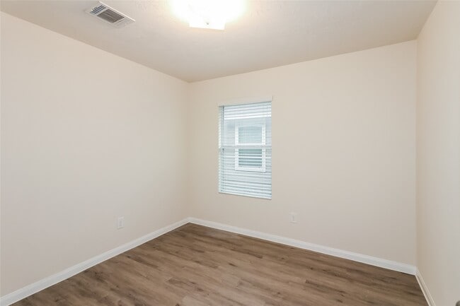 Building Photo - 6014 Sugar Field Ln