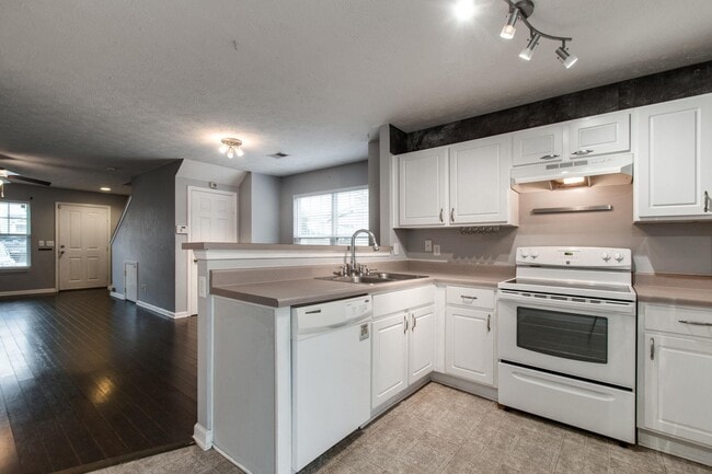 Building Photo - 3109 Harpeth Springs Dr
