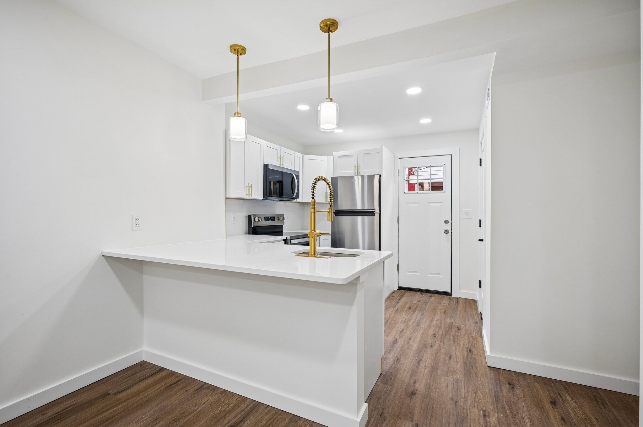 Building Photo - 1702 N Stillman St