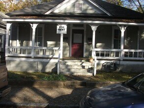 Building Photo - 997 Curran St NW