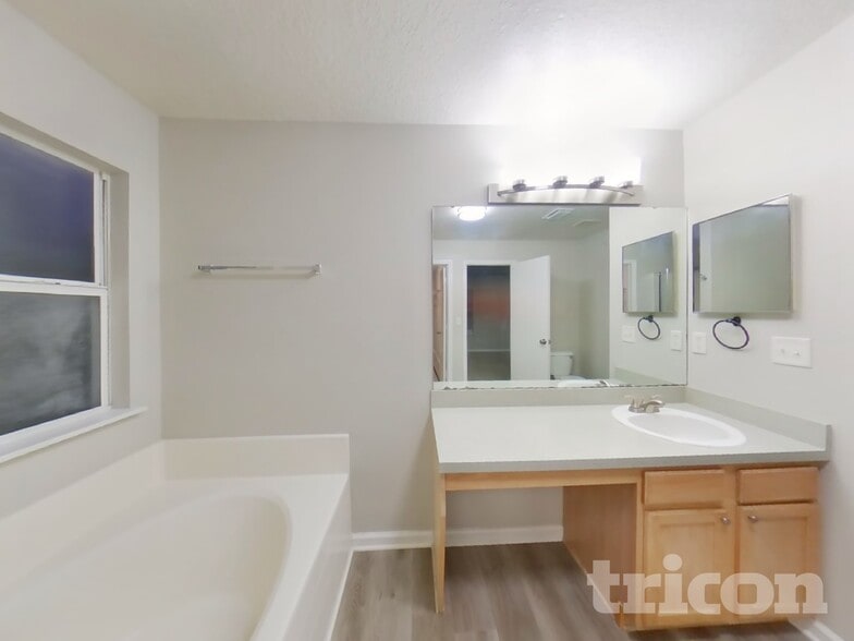 Building Photo - 12810 Radiant Run Ct