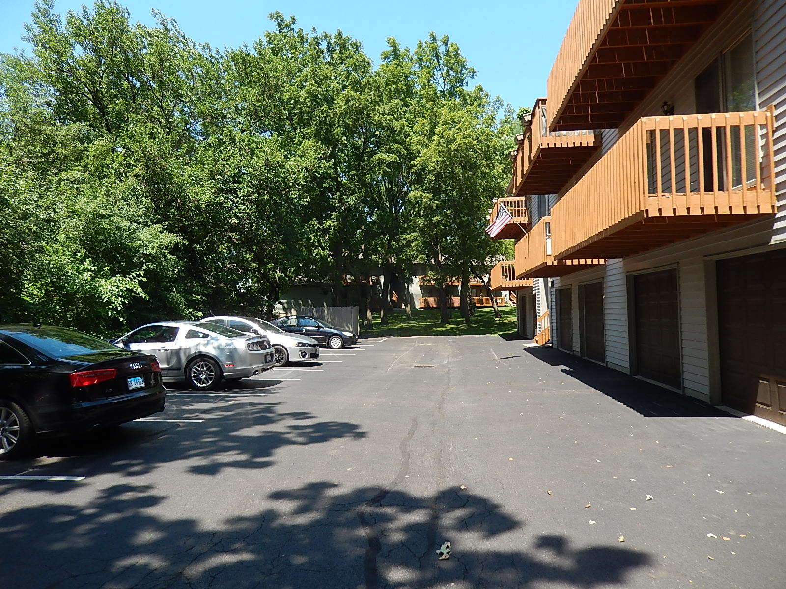 Building Photo - 375 Woodridge Cir