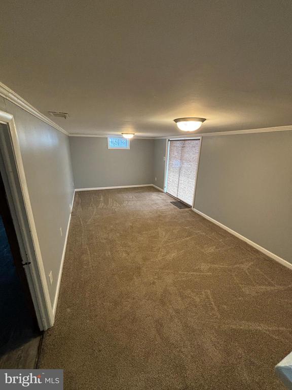 Building Photo - 45 Penn Ave