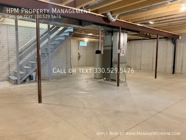 Building Photo - 2467 Delaware Ave SW