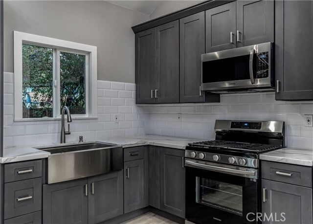 Building Photo - 13940 Brightwell Ave