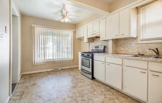 Building Photo - 7291 Faust Ave