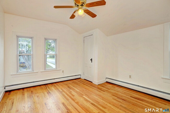 Building Photo - 83 Hawley Ave
