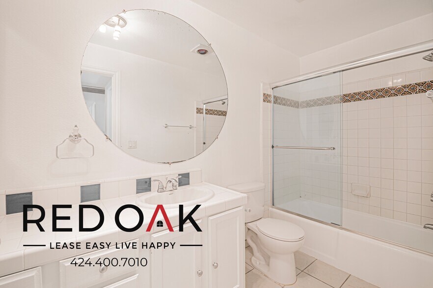 Building Photo - 3281 Sawtelle Blvd