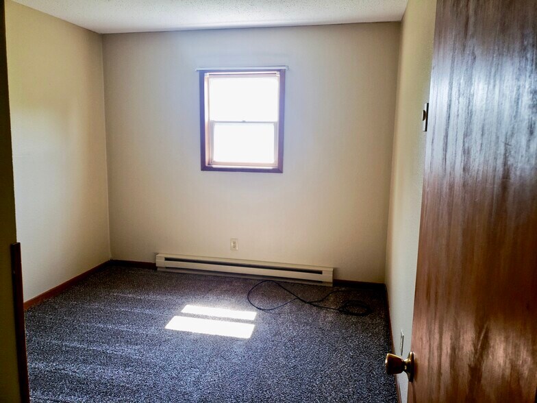 Building Photo - 4140 Mary Pl