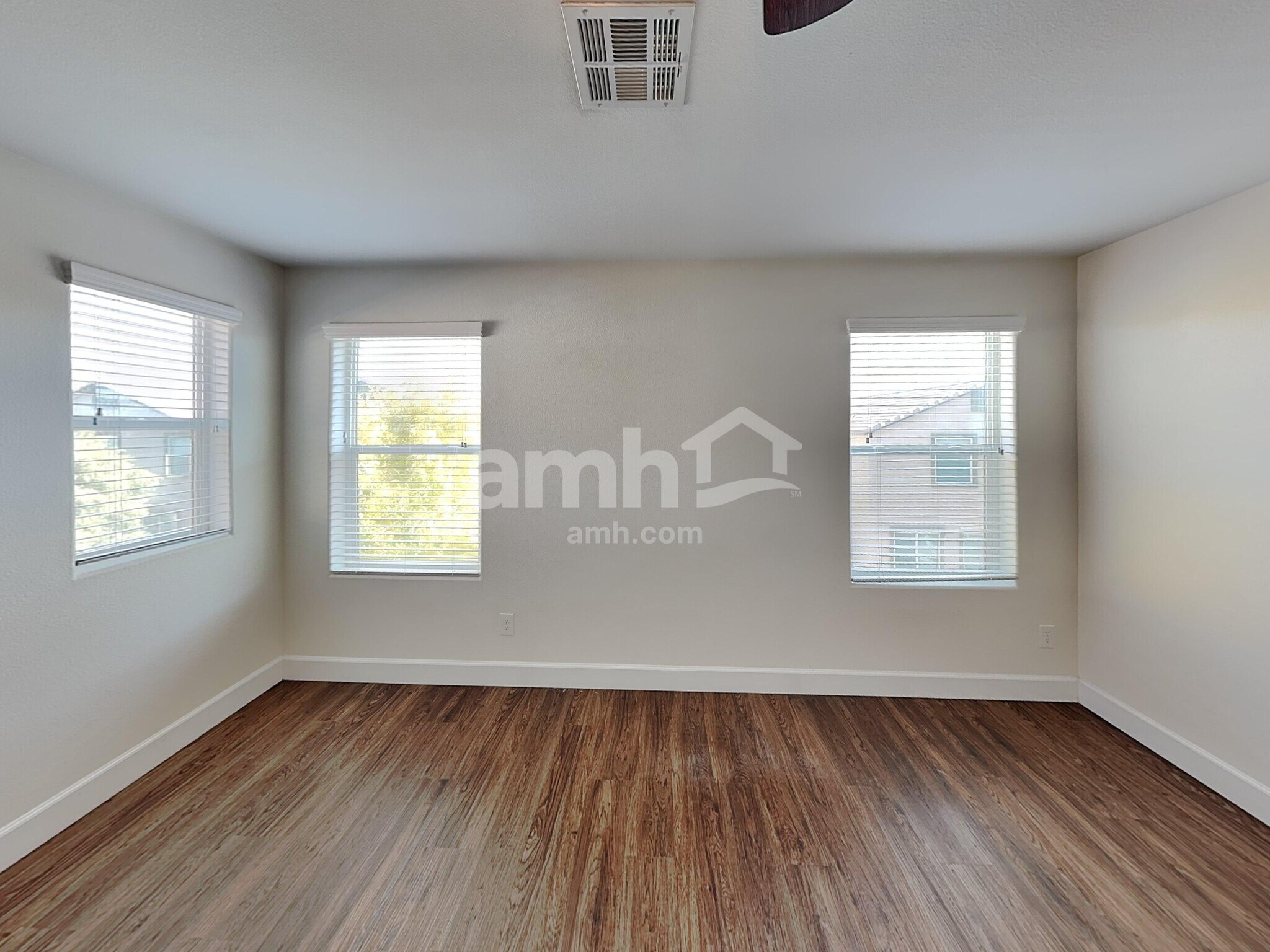 Building Photo - 9289 Baylee Bay Court