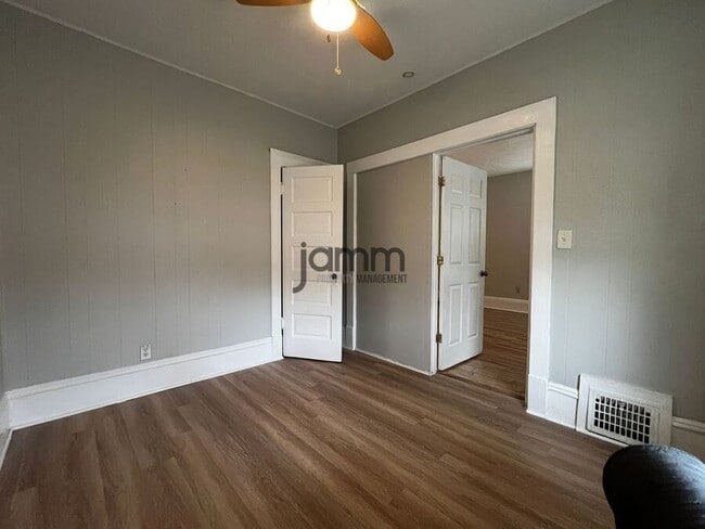 Building Photo - 2602 Vega Ave