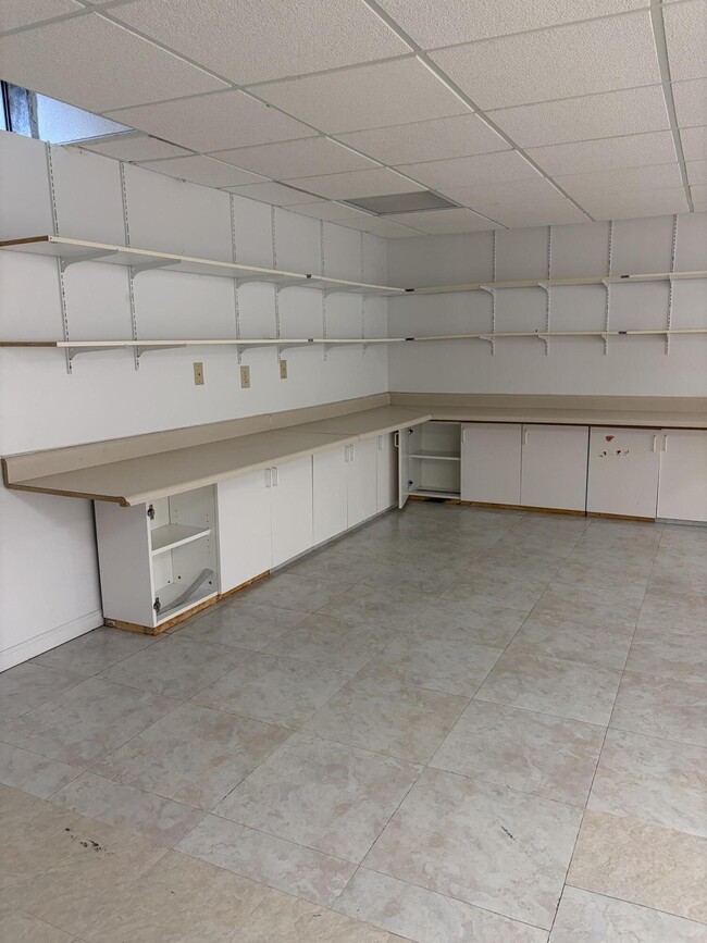 Building Photo - 4101 Rolling Meadow Ln